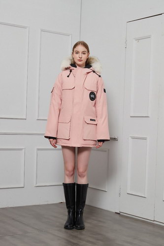 Canada Goose Coat(Women)-026