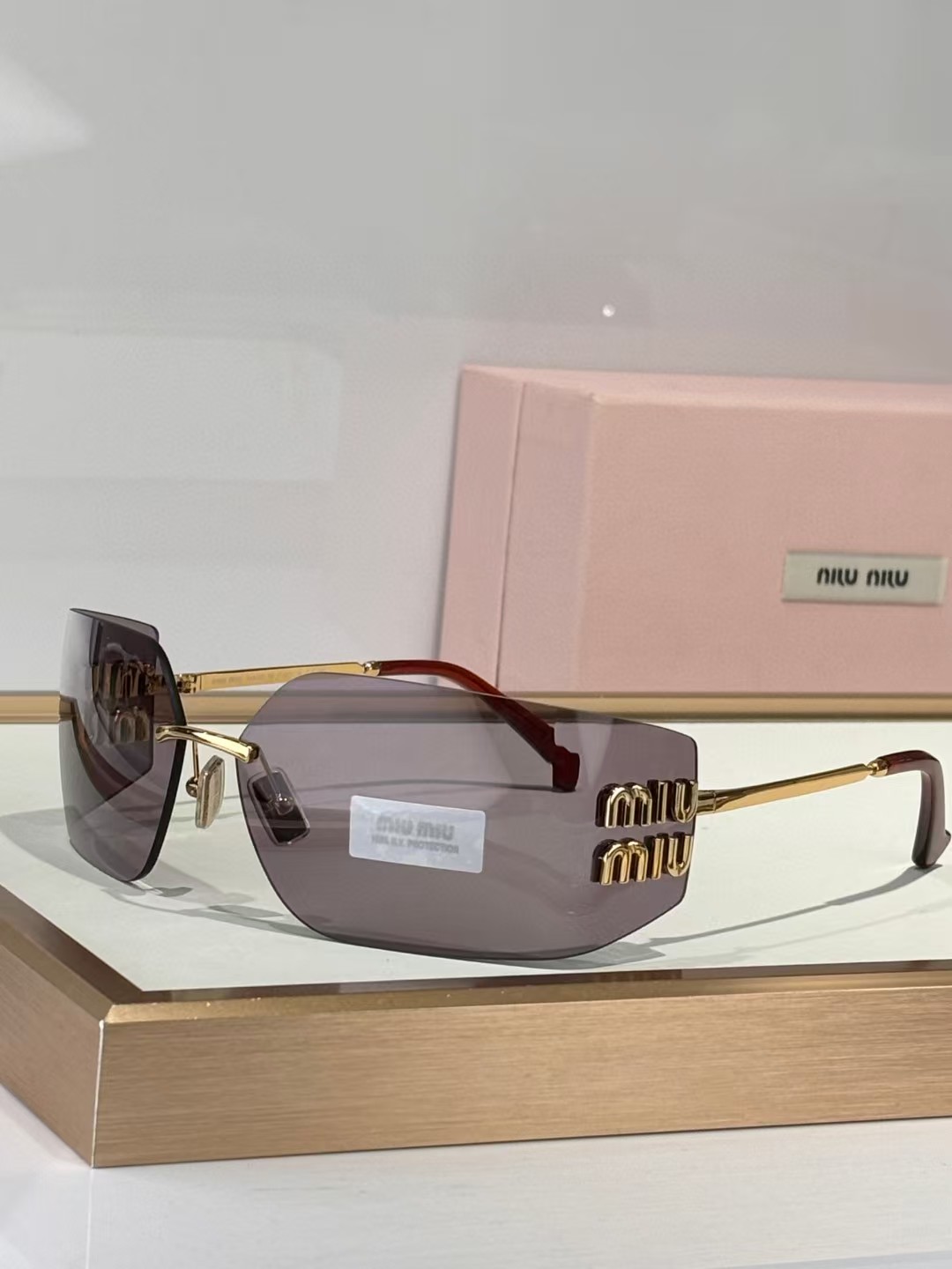 MiuMiu-1305