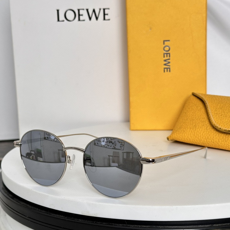 LOEWE Sunglasses(AAAA)-858
