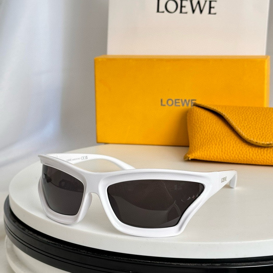 LOEWE Sunglasses(AAAA)-816