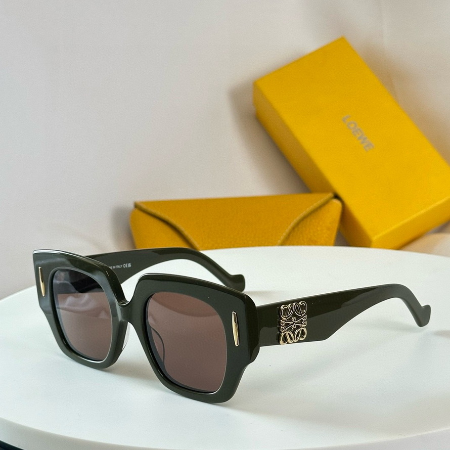 LOEWE Sunglasses(AAAA)-804