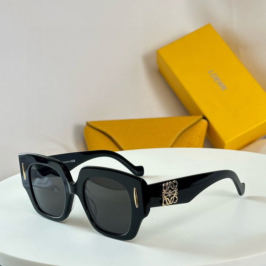 LOEWE Sunglasses(AAAA)-801