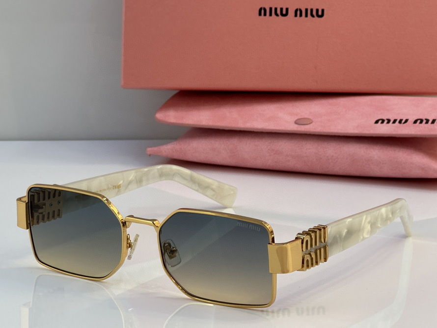 MiuMiu Sunglasses(AAAA)-712