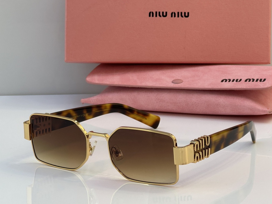MiuMiu Sunglasses(AAAA)-709