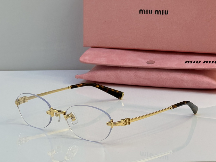 MiuMiu Sunglasses(AAAA)-695