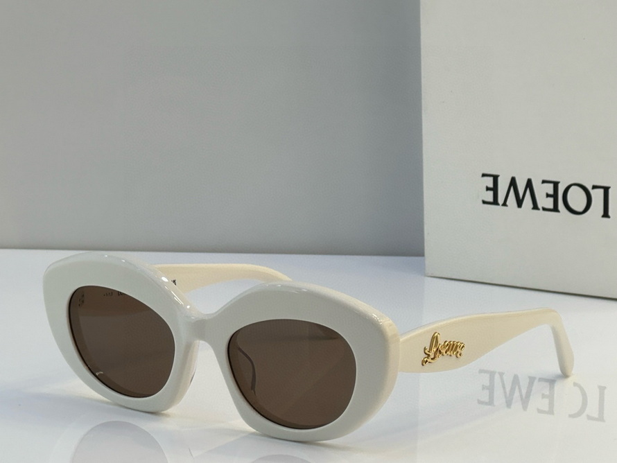 LOEWE Sunglasses(AAAA)-797