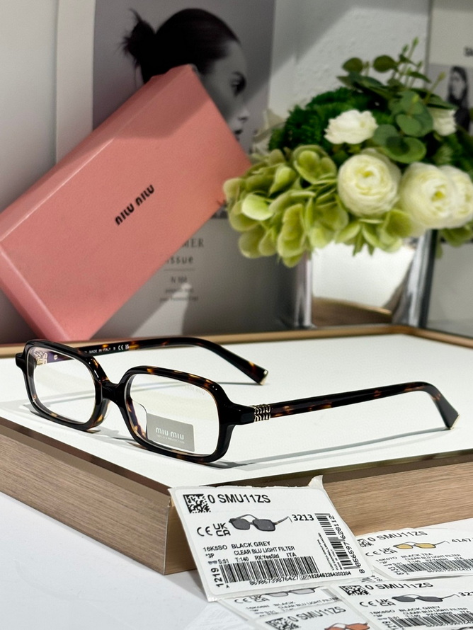 MiuMiu Sunglasses(AAAA)-689