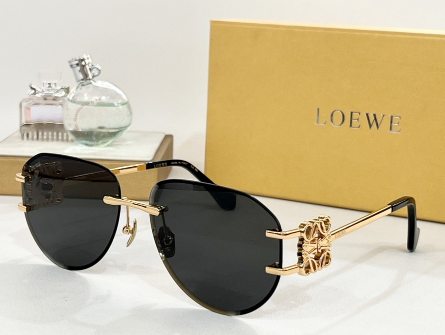 LOEWE Sunglasses(AAAA)-776