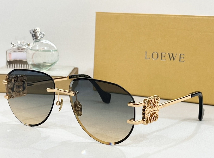 LOEWE Sunglasses(AAAA)-773