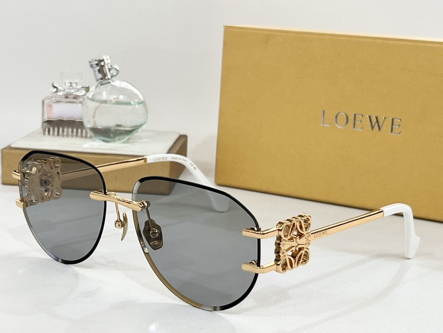 LOEWE Sunglasses(AAAA)-771