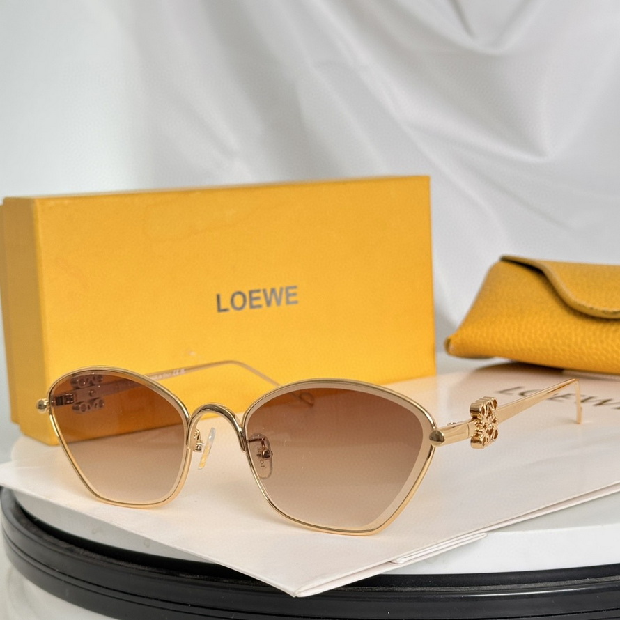 LOEWE Sunglasses(AAAA)-761