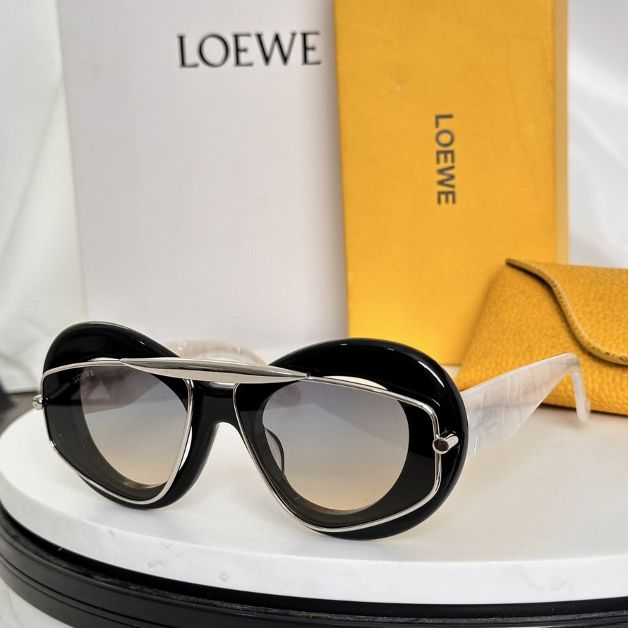 LOEWE Sunglasses(AAAA)-740