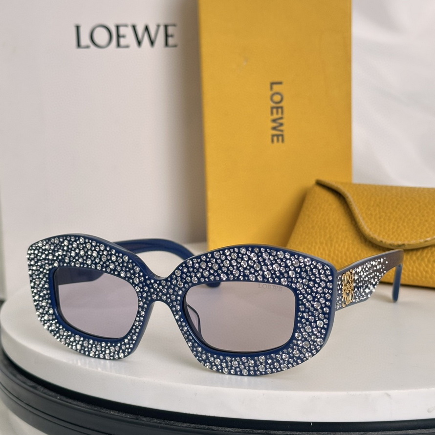 LOEWE Sunglasses(AAAA)-726