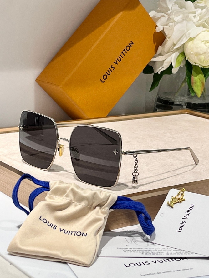 LV Sunglasses(AAAA)-2944