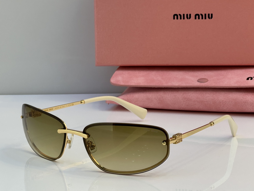 MiuMiu Sunglasses(AAAA)-563