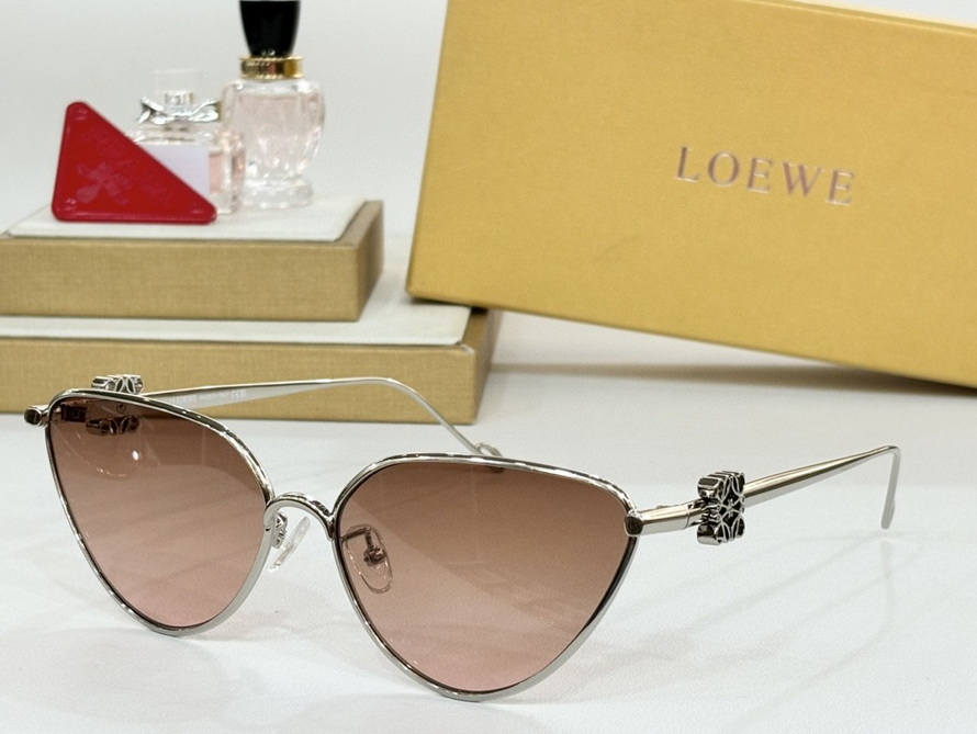 LOEWE Sunglasses(AAAA)-715