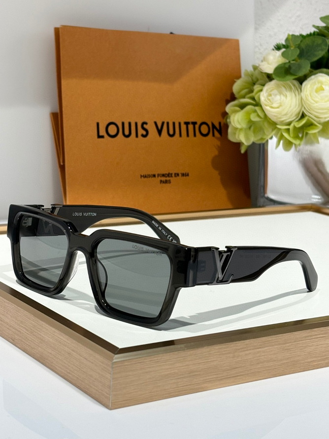 LV Sunglasses(AAAA)-2904