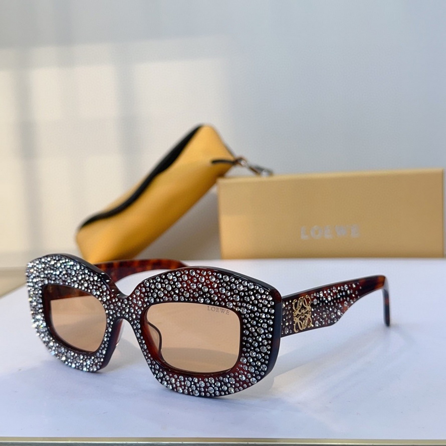 LOEWE Sunglasses(AAAA)-683