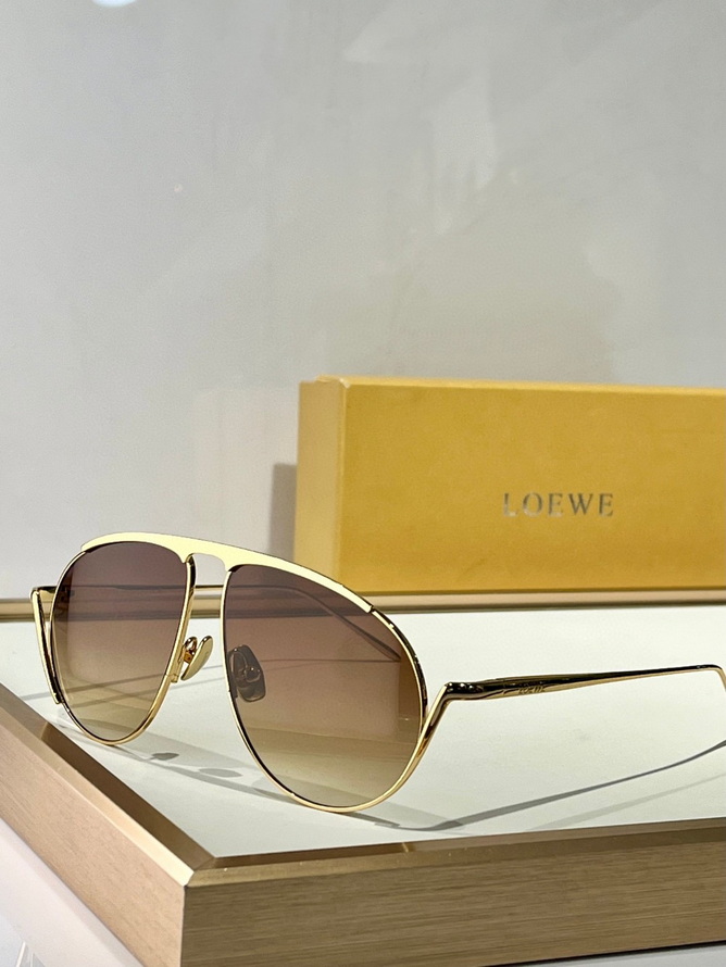 LOEWE Sunglasses(AAAA)-676