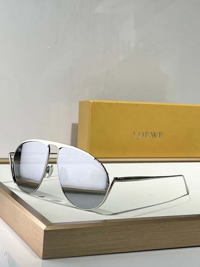 LOEWE Sunglasses(AAAA)-671