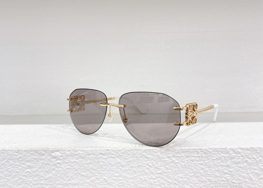 LOEWE Sunglasses(AAAA)-661