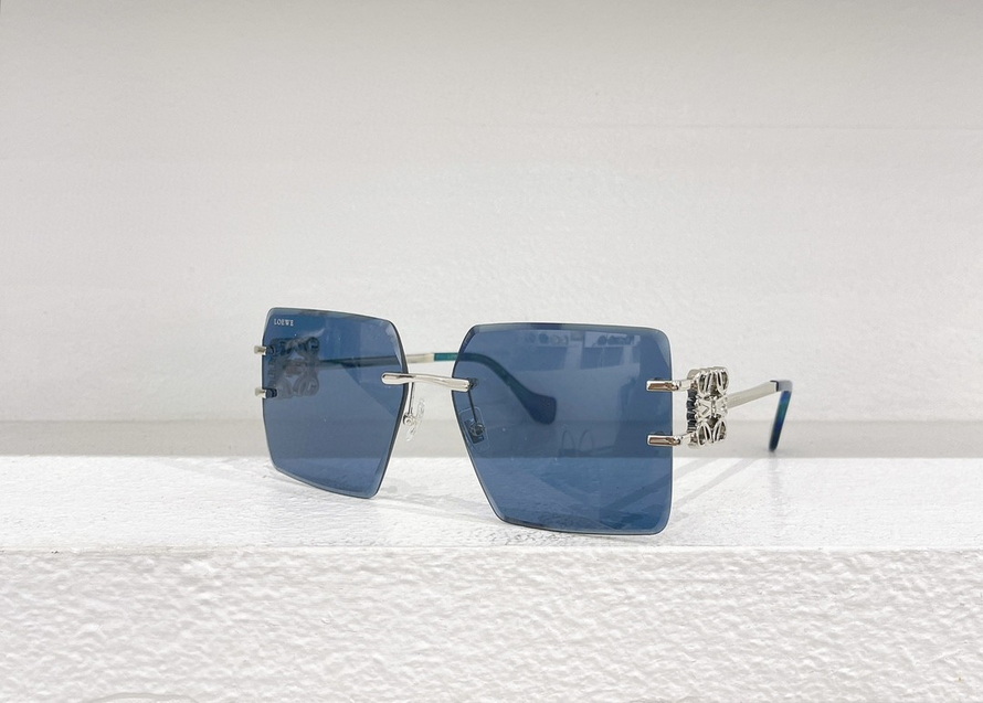 LOEWE Sunglasses(AAAA)-656