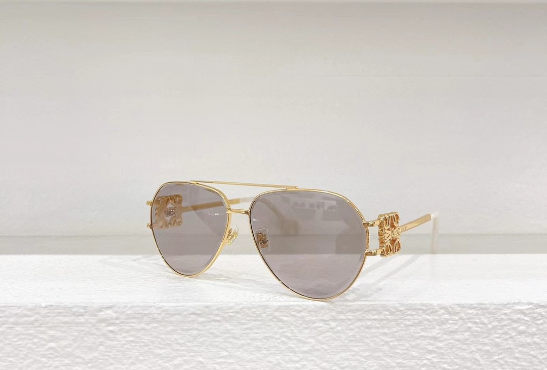 LOEWE Sunglasses(AAAA)-649