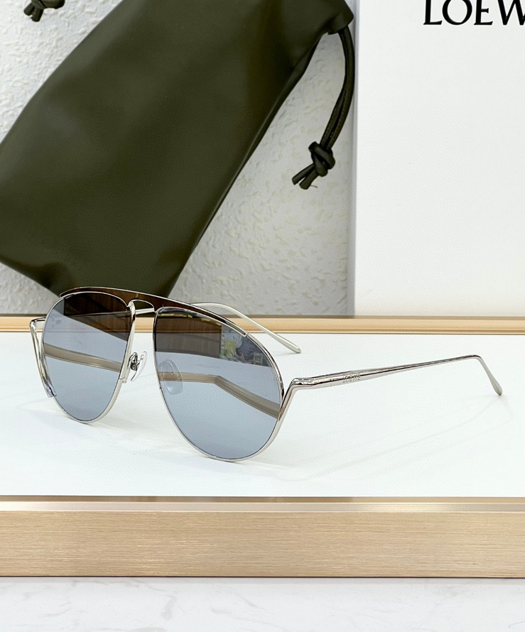 LOEWE Sunglasses(AAAA)-630