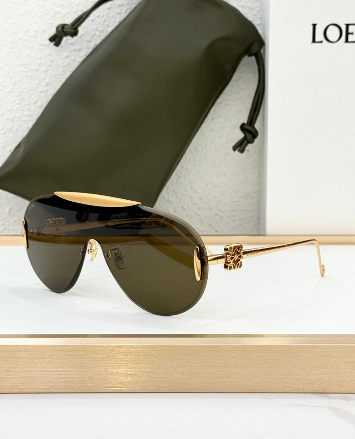 LOEWE Sunglasses(AAAA)-627