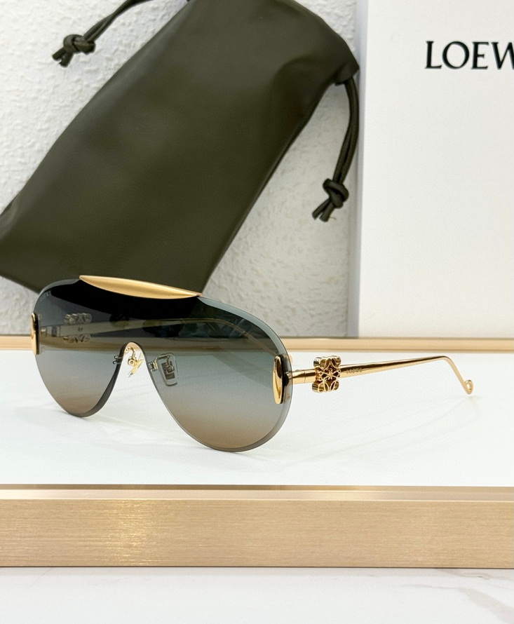 LOEWE Sunglasses(AAAA)-625