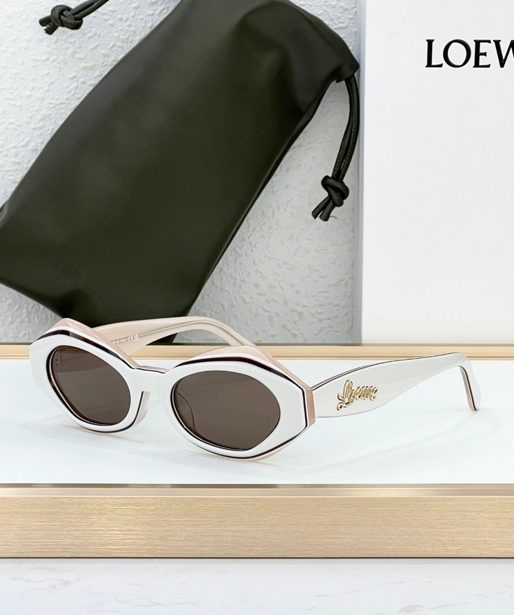 LOEWE Sunglasses(AAAA)-620