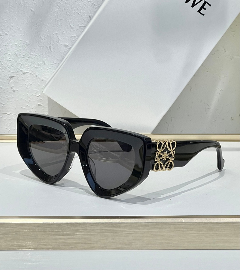 LOEWE Sunglasses(AAAA)-606