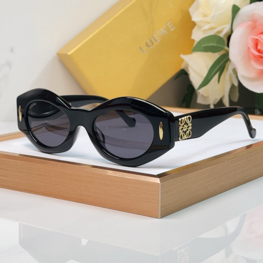LOEWE Sunglasses(AAAA)-592