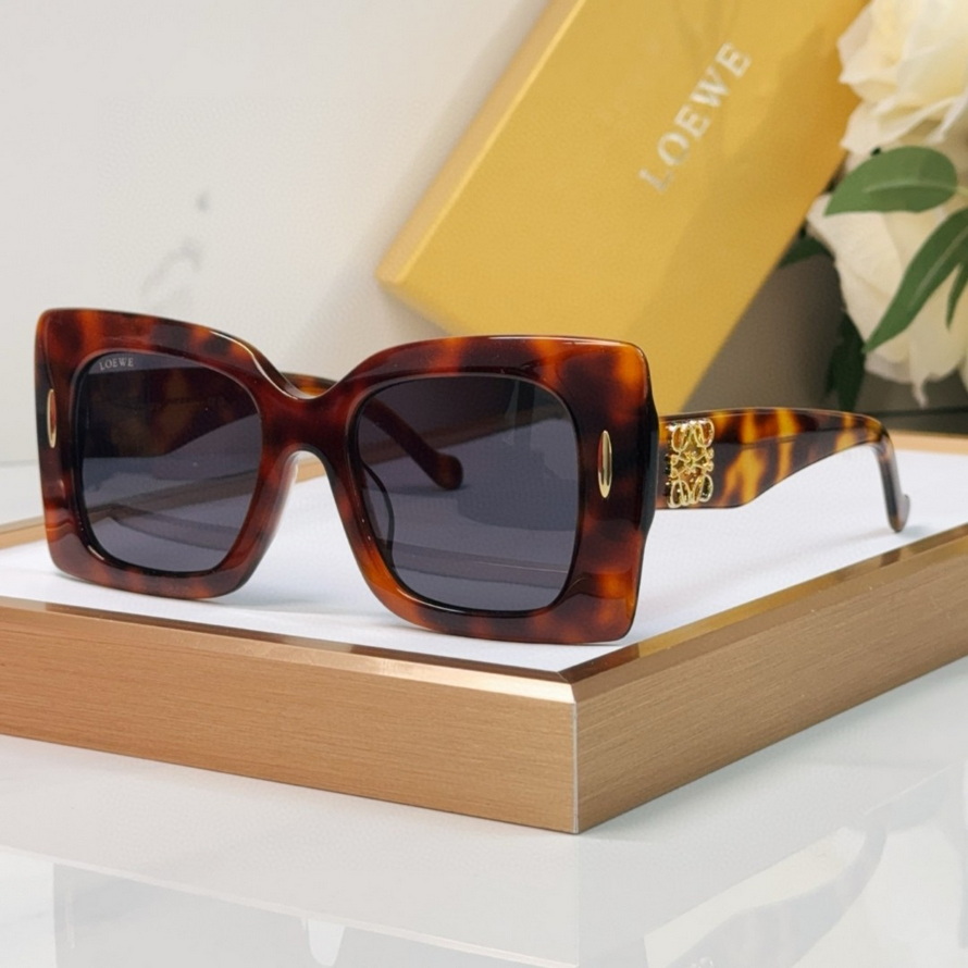 LOEWE Sunglasses(AAAA)-586