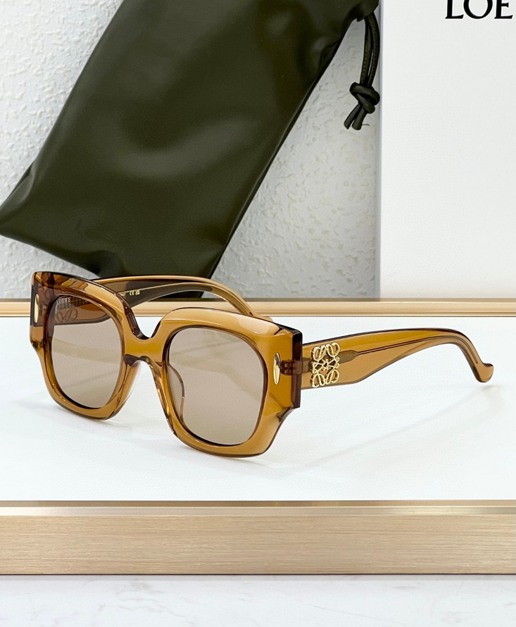 LOEWE Sunglasses(AAAA)-580