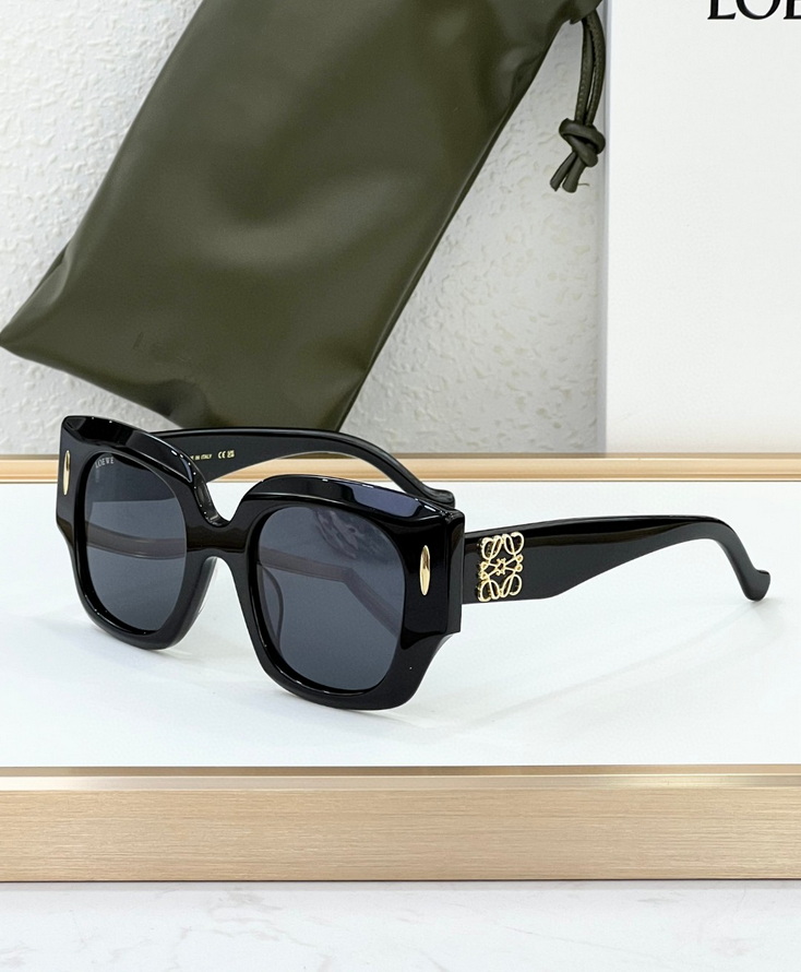 LOEWE Sunglasses(AAAA)-575