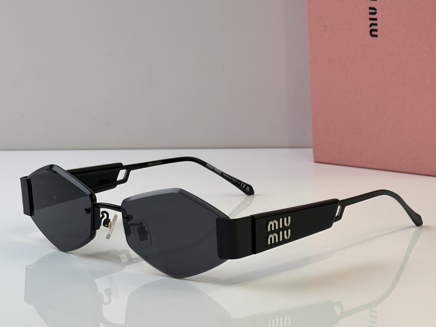 MiuMiu Sunglasses(AAAA)-376