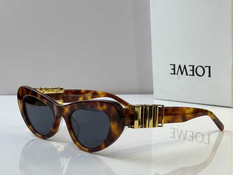 LOEWE Sunglasses(AAAA)-529
