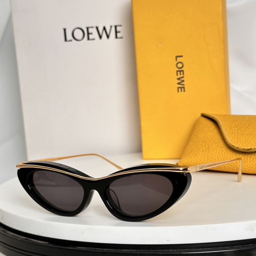 LOEWE Sunglasses(AAAA)-521