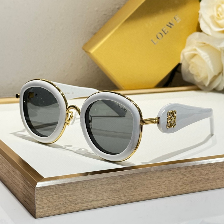 LOEWE Sunglasses(AAAA)-505