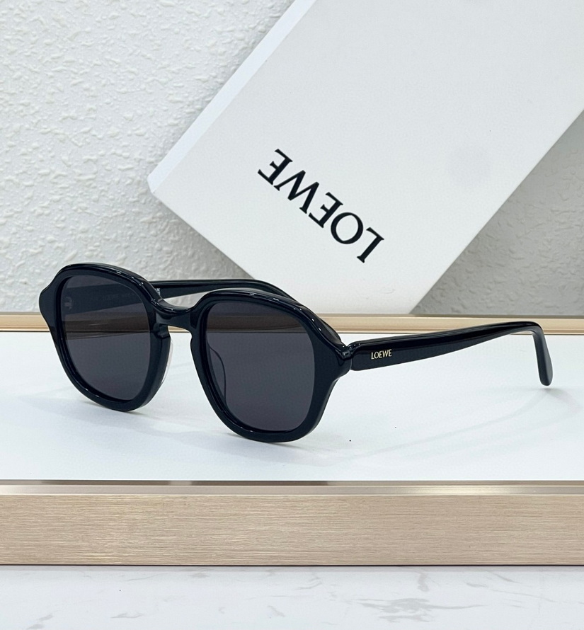 LOEWE Sunglasses(AAAA)-488
