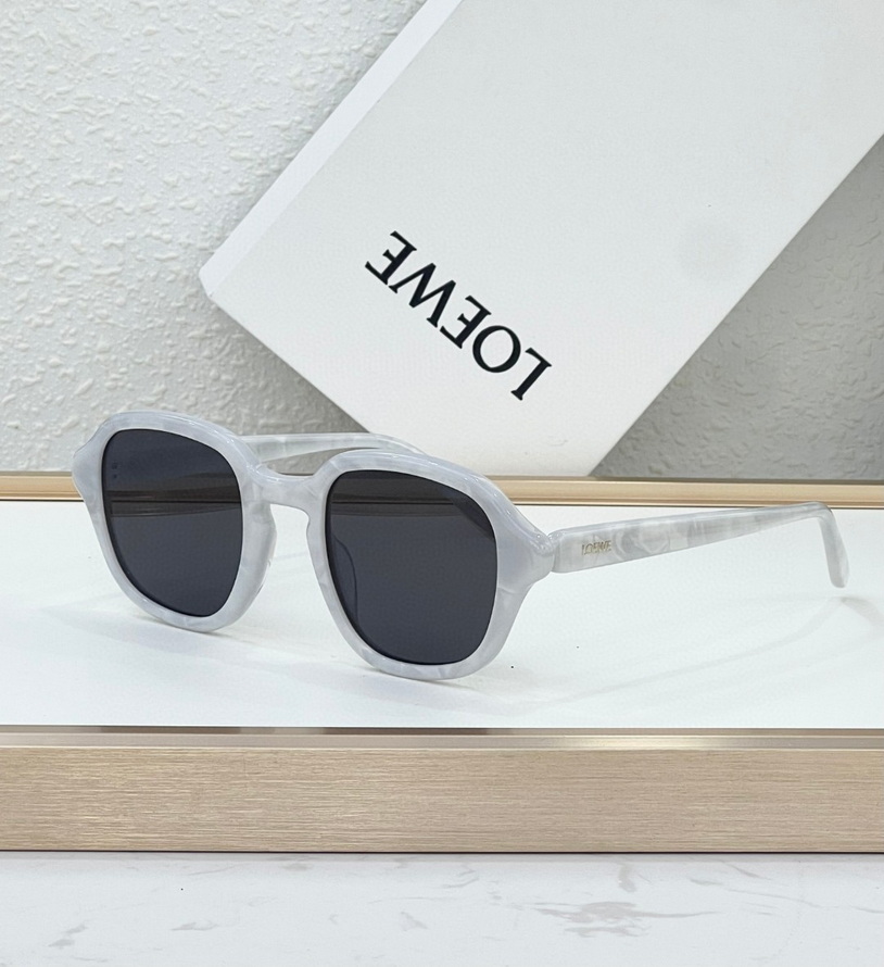 LOEWE Sunglasses(AAAA)-485