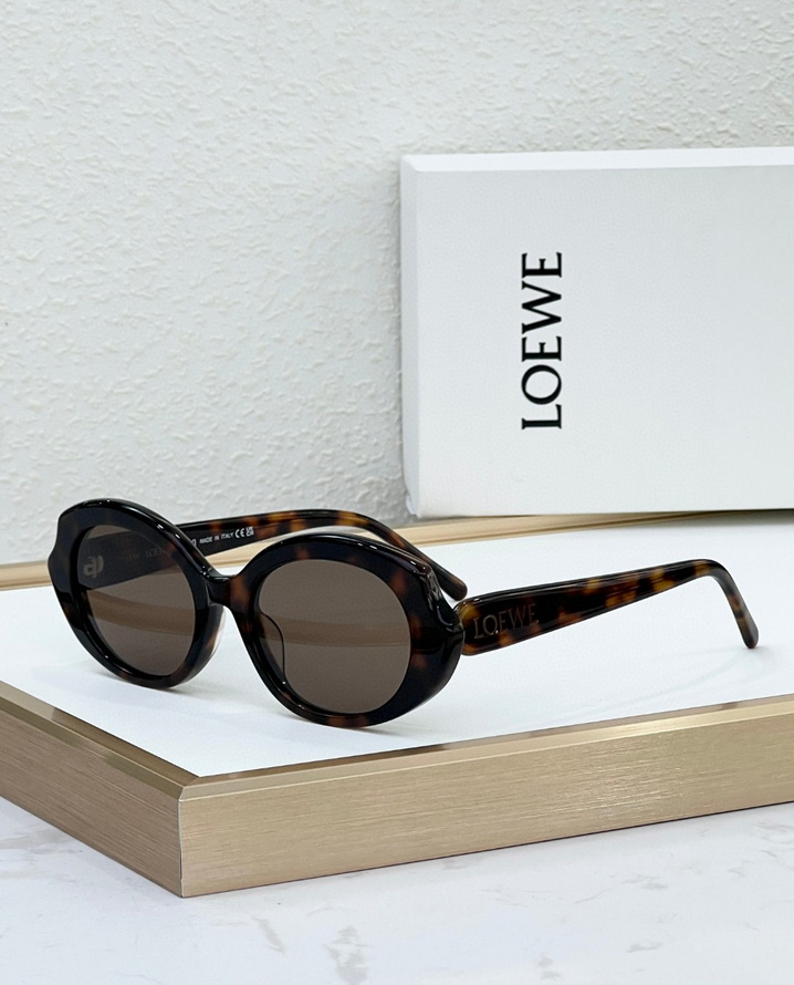 LOEWE Sunglasses(AAAA)-468