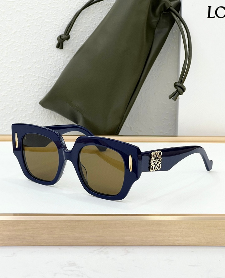 LOEWE Sunglasses(AAAA)-457