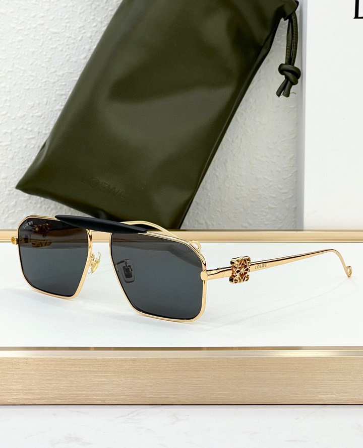 LOEWE Sunglasses(AAAA)-449