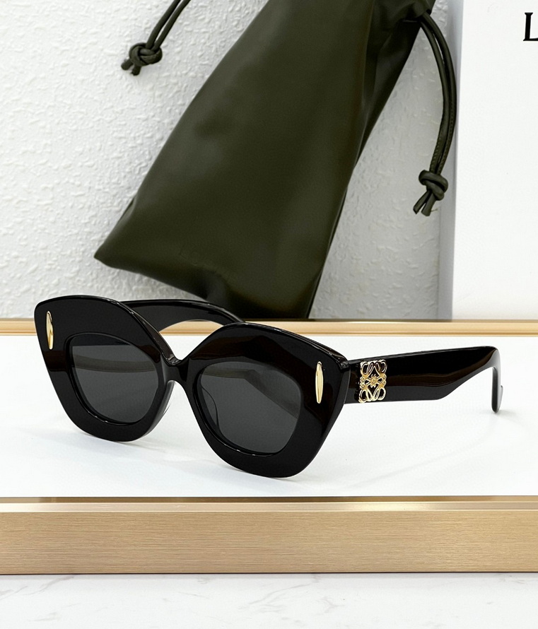 LOEWE Sunglasses(AAAA)-439