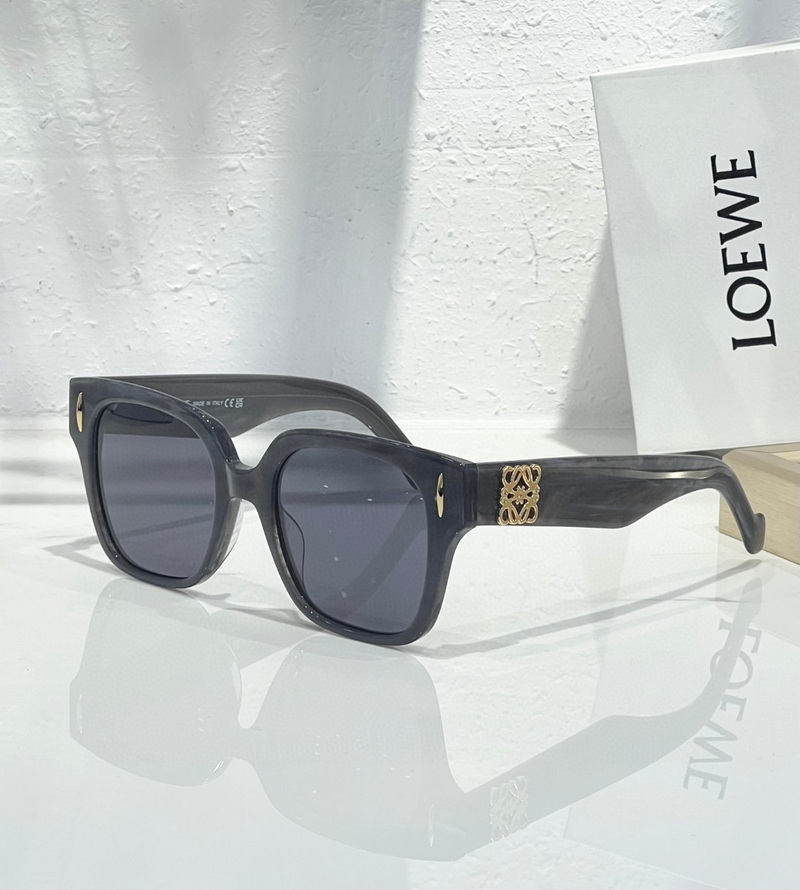 LOEWE Sunglasses(AAAA)-437