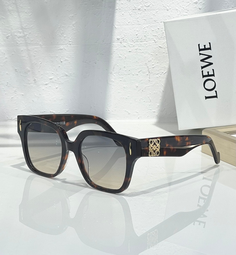 LOEWE Sunglasses(AAAA)-433