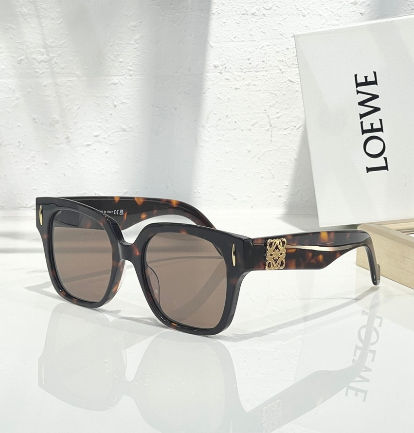 LOEWE Sunglasses(AAAA)-432