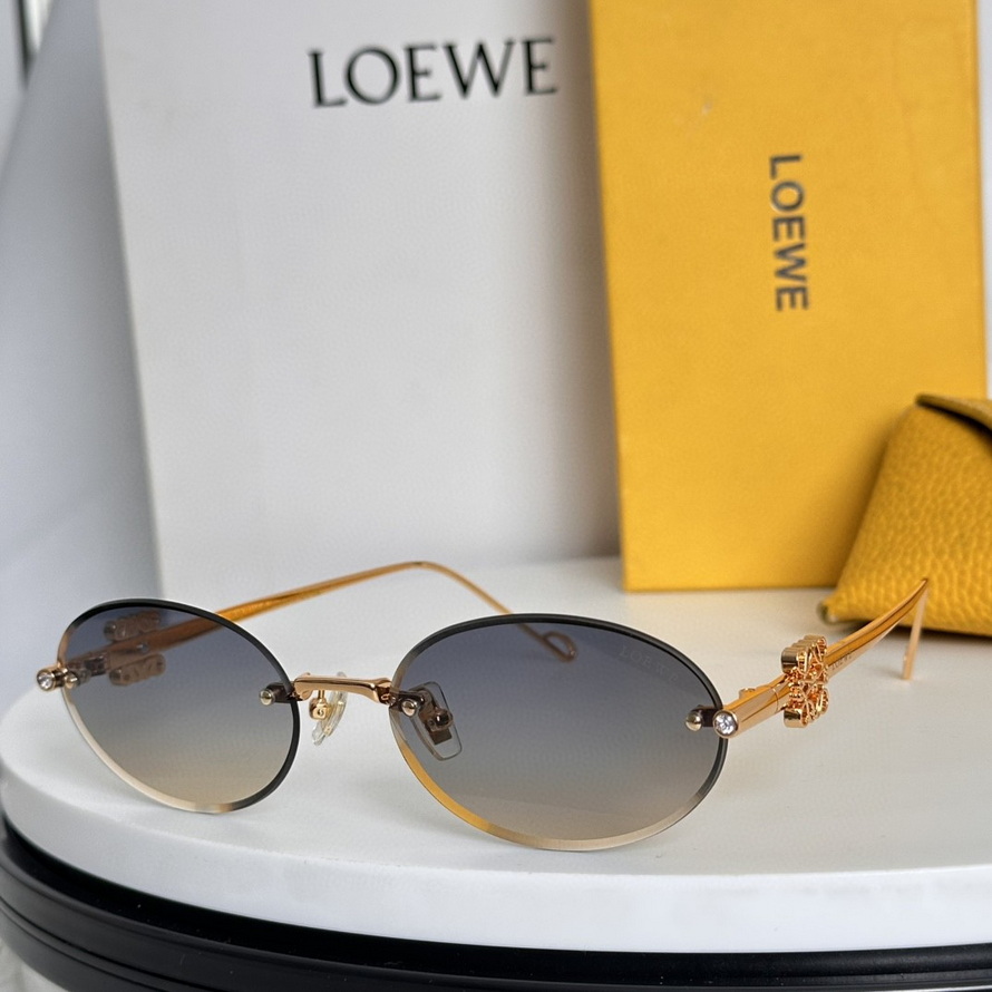 LOEWE Sunglasses(AAAA)-424